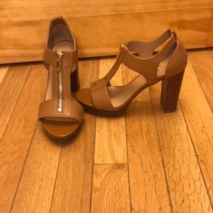 Franco Sarto tan stack heel